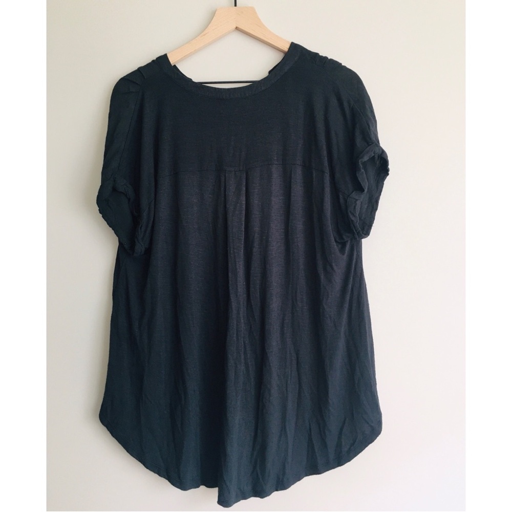 Universal Thread top! - Picture 2 of 2